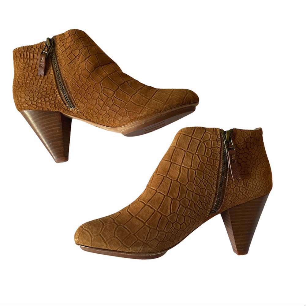 Matt Bernson Croc-Embossed Jagguar Bootie New